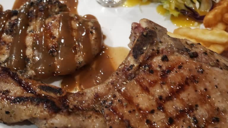 Online Meat Store: Order Fresh Cuts with Cold Shipping